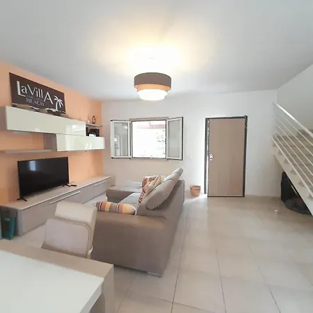 Amendola Villa *